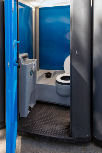 Best Affordable porta potty rental  in Salem, IL