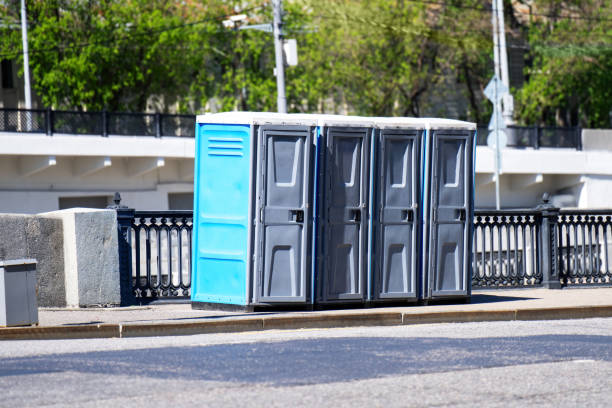 Best Porta potty rental near me  in Salem, IL